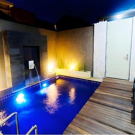 Bali Rich Villa Tuban  Екстериор снимка