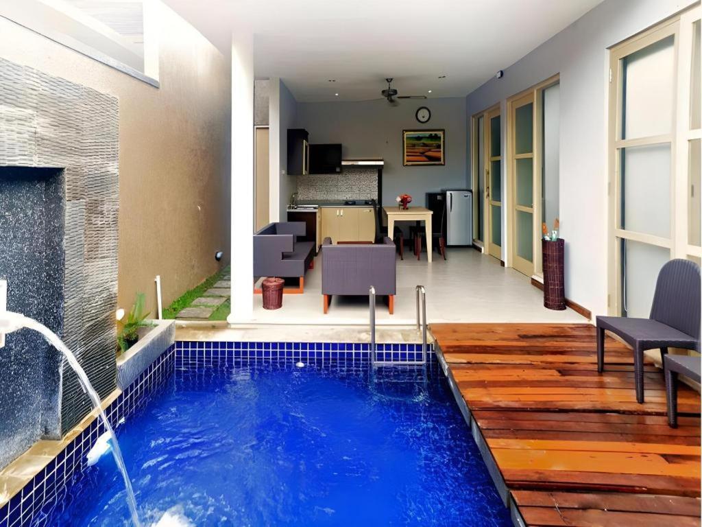 Bali Rich Villa Tuban  Екстериор снимка