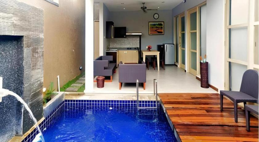 Bali Rich Villa Tuban  Екстериор снимка
